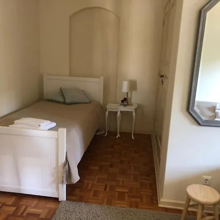 Casa Do Castelo Δωμάτια σε οικογενειακή κατοικία *